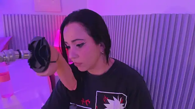 ori whore online show from April 6, 3:15 am