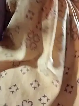 rani8008 online show from September 25, 6:17 am