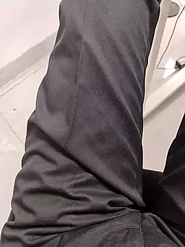 themasklover online show from March 30, 6:36 am