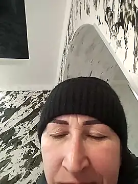 Snapshot of Funny_Karina chatting on February 25, 11:20 am Funny Karina online show from February 25, 11:20 am