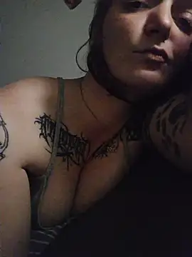 Snapshot of Charlotte_AltS420 chatting on October 16, 11:28 pm Charlotte AltS420 online show from October 16, 11:28 pm