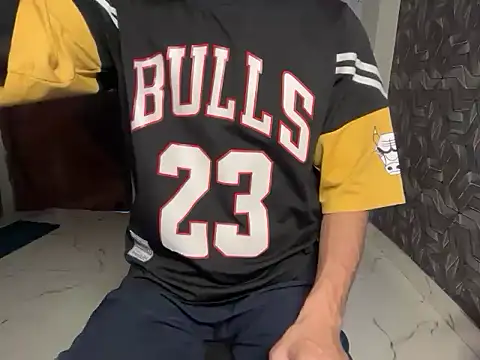 coupleyug online show from April 19, 10:47 am