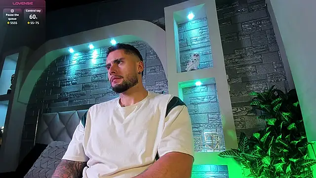 dominic de luca online show from September 27, 2:05 am