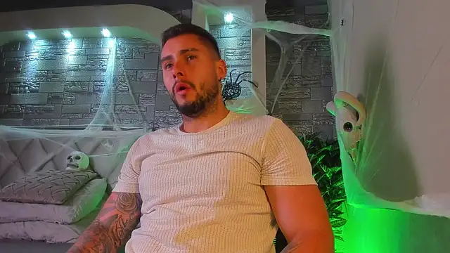 dominic de luca online show from October 18, 3:31 am