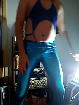 toywood online show from November 12, 7:13 pm