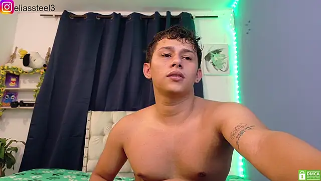 Snapshot of elias_steel1 chatting on July 9, 9:19 pm elias steel1 online show from July 9, 9:19 pm