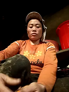 CoMay003 online show from October 26, 5:46 am