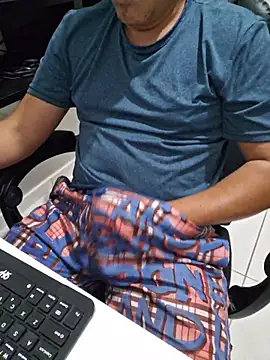 Carloskasado online show from October 29, 11:17 pm