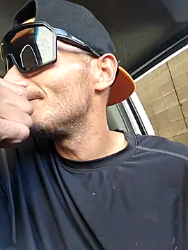 Romance32 online show from October 19, 8:20 pm