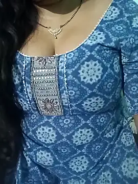 Snapshot of Anjali-bhabhi chatting on March 8, 6:01 pm Anjali-bhabhi online show from March 8, 6:01 pm