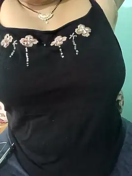Snapshot of Anjali-bhabhi chatting on March 16, 6:17 am Anjali-bhabhi online show from March 16, 6:17 am