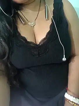 Snapshot of Anjali-bhabhi chatting on March 17, 6:28 am Anjali-bhabhi online show from March 17, 6:28 am