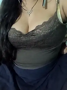 Snapshot of Anjali-bhabhi chatting on April 1, 1:41 pm Anjali-bhabhi online show from April 1, 1:41 pm