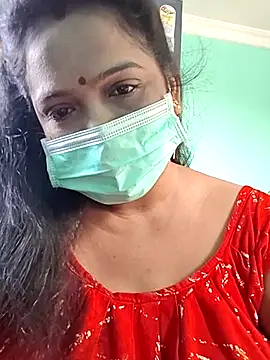 misspriya03 online show from October 14, 9:32 am