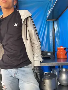 diegoand0911 online show from March 30, 2:40 pm