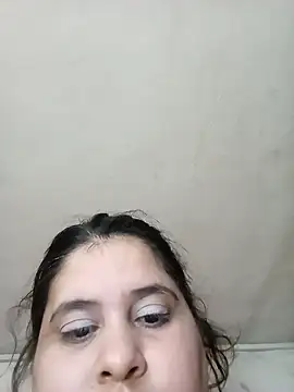 Ayma1983 online show from September 15, 5:51 am