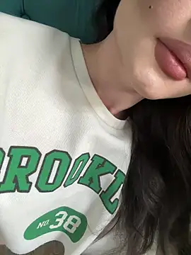 solaradevitta888 online show from February 5, 4:28 am