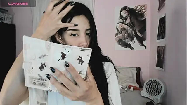 Miss Charlottet online show from February 16, 10:39 pm