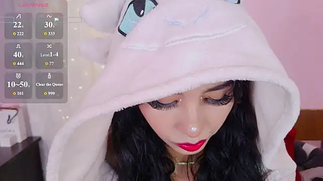 Miss Charlottet online show from April 16, 8:04 am