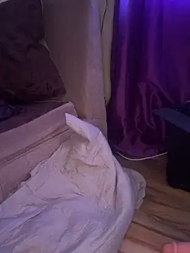 princesaliay online show from October 8, 1:20 pm