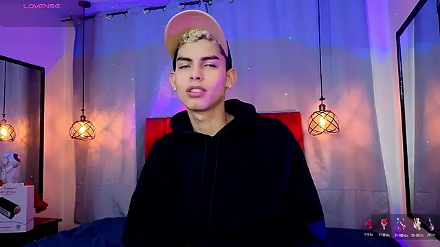 Room 69x online show from March 6, 12:12 pm