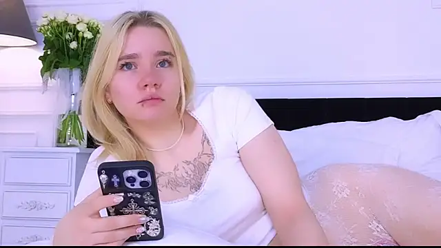 ANNABELLE LU online show from October 6, 2:31 am