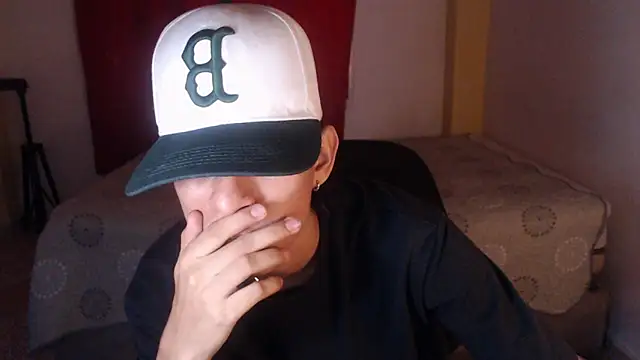 sung yol online show from October 31, 8:43 pm