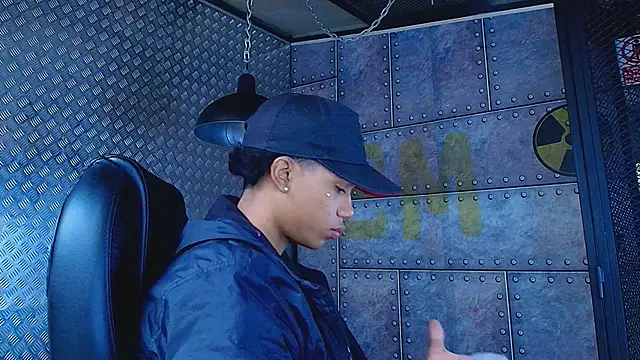 AlanCutee online show from September 25, 11:47 am