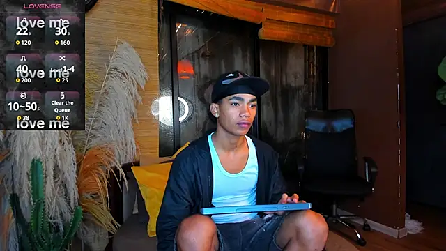 AlanCutee online show from January 10, 11:34 am