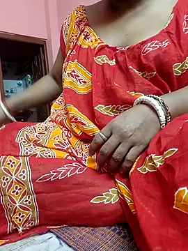 Snapshot of Cute-Swewty chatting on April 20, 2:42 pm Cute-Swewty online show from April 20, 2:42 pm