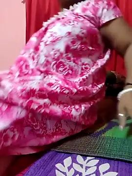 Snapshot of Cute-Swewty chatting on May 7, 12:54 pm Cute-Swewty online show from May 7, 12:54 pm