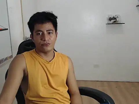 Lloyd wintours online show from December 22, 7:55 pm