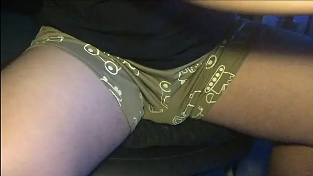 MinhTuan2002 online show from November 23, 8:19 pm