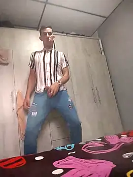 monjita suyo online show from February 8, 10:13 pm