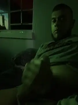 Smallboybigworld online show from December 15, 10:14 pm