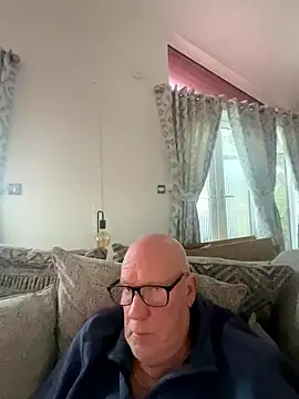 philefc online show from January 15, 10:20 am