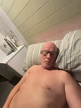 philefc online show from January 15, 10:24 pm