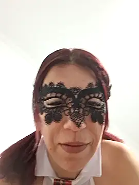 Snapshot of Anayssa_ chatting on October 5, 8:18 pm Anayssa online show from October 5, 8:18 pm