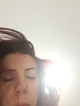 Snapshot of Anayssa_ chatting on October 13, 9:37 pm Anayssa online show from October 13, 9:37 pm