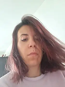 Snapshot of Anayssa_ chatting on February 21, 10:27 am Anayssa online show from February 21, 10:27 am