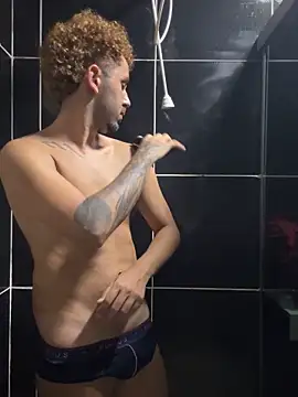 Fumoice online show from December 18, 9:43 pm