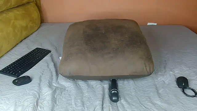 SexxyAddiict online show from February 5, 8:46 pm