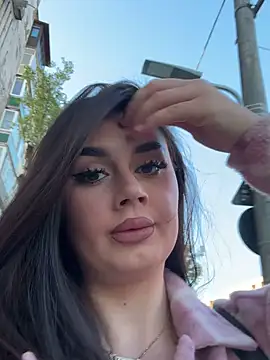 KendraMoon online show from October 20, 1:55 pm