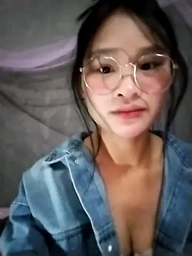 saronla 03 online show from December 3, 6:28 pm