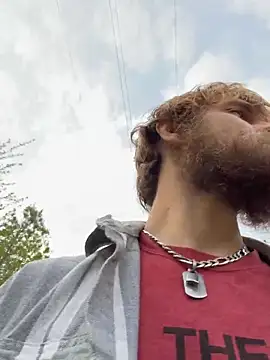 Snapshot of high3ndlowlife chatting on March 26, 12:22 pm high3ndlowlife online show from March 26, 12:22 pm