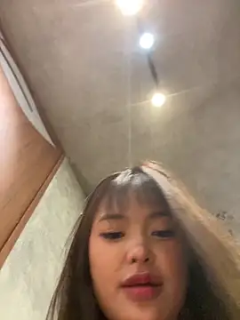   BabyShowPublic   online show from November 18, 2:32 pm