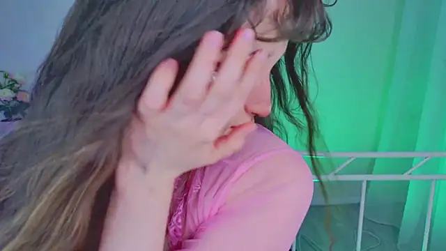 kamila blush online show from January 9, 6:21 pm