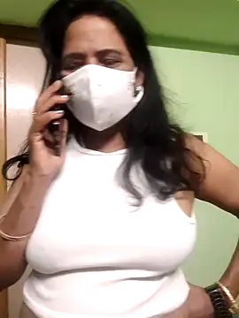 mallu-lover online show from November 15, 6:15 pm