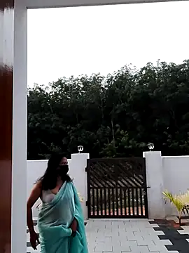 mallu-lover online show from April 14, 12:55 pm