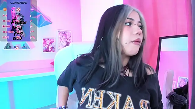 pinkk deemon online show from October 6, 2:14 pm